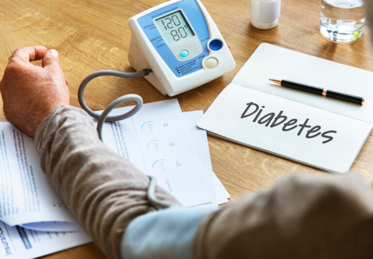 Diabetes Management: Tips for Living a Healthy Life with Diabetes
